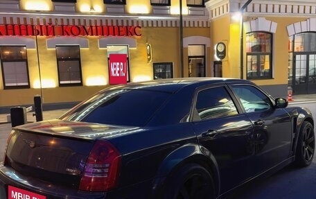 Chrysler 300C II, 2006 год, 1 750 000 рублей, 5 фотография