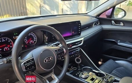 KIA K5, 2020 год, 1 350 000 рублей, 11 фотография