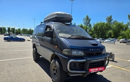Mitsubishi Delica III, 1988 год, 900 000 рублей, 12 фотография