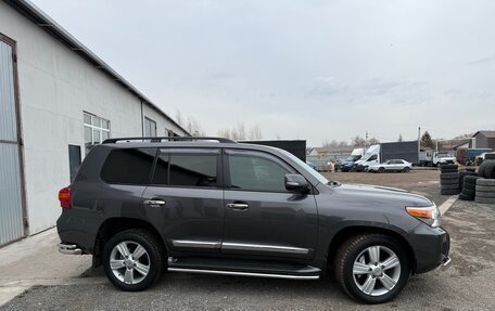 Toyota Land Cruiser 200, 2013 год, 3 690 000 рублей, 5 фотография