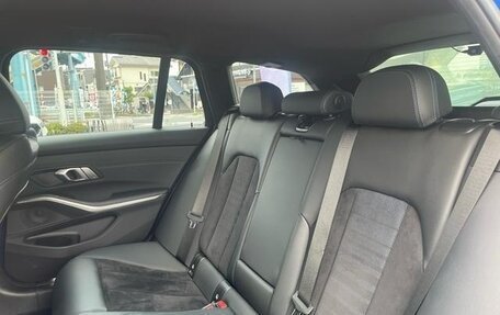 BMW 3 серия, 2021 год, 2 290 000 рублей, 14 фотография