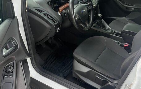 Ford Focus III, 2017 год, 849 000 рублей, 2 фотография