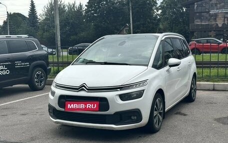 Citroen C4 Picasso II рестайлинг, 2017 год, 1 259 000 рублей, 1 фотография