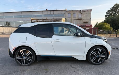 BMW i3 I01 рестайлинг, 2017 год, 2 250 000 рублей, 4 фотография