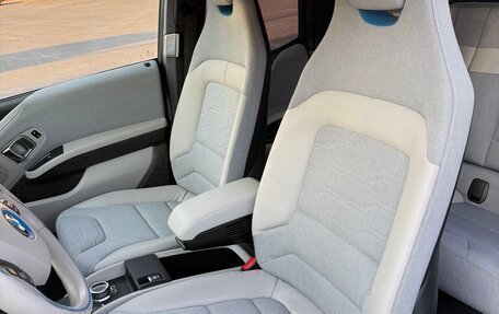 BMW i3 I01 рестайлинг, 2017 год, 2 250 000 рублей, 6 фотография