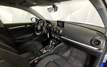 Audi A3, 2018 год, 1 895 000 рублей, 13 фотография