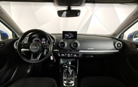 Audi A3, 2018 год, 1 895 000 рублей, 14 фотография