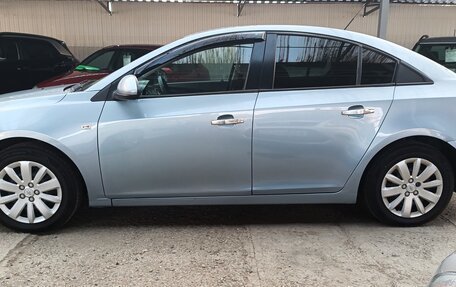 Chevrolet Cruze II, 2010 год, 530 000 рублей, 8 фотография