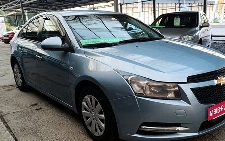 Chevrolet Cruze II, 2010 год, 530 000 рублей, 3 фотография