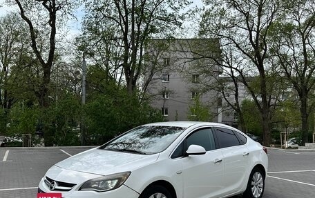 Opel Astra J, 2013 год, 790 000 рублей, 7 фотография