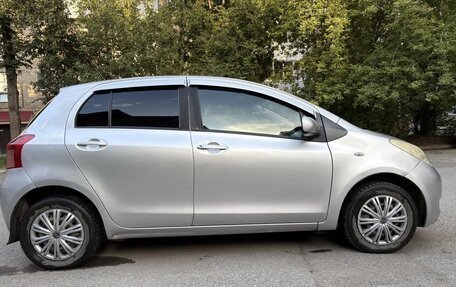 Toyota Vitz, 2005 год, 415 000 рублей, 2 фотография