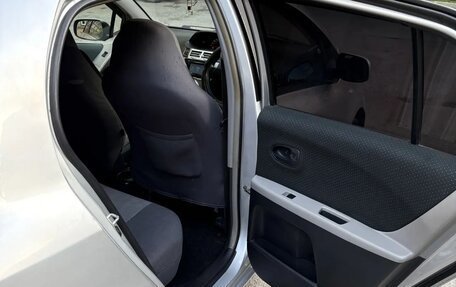 Toyota Vitz, 2005 год, 415 000 рублей, 9 фотография