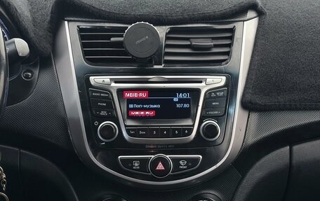Hyundai Solaris II рестайлинг, 2014 год, 799 000 рублей, 22 фотография