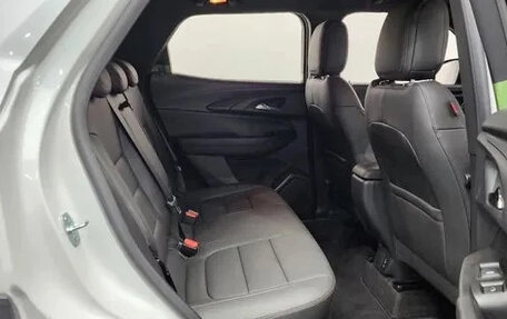 Chevrolet TrailBlazer, 2023 год, 1 270 000 рублей, 23 фотография