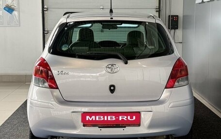Toyota Vitz, 2010 год, 589 000 рублей, 6 фотография