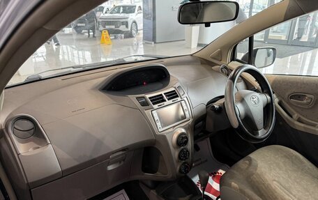 Toyota Vitz, 2010 год, 589 000 рублей, 12 фотография