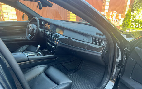 BMW 7 серия, 2012 год, 2 100 000 рублей, 10 фотография