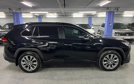 Toyota RAV4, 2019 год, 3 550 000 рублей, 4 фотография