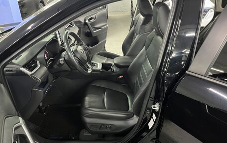 Toyota RAV4, 2019 год, 3 550 000 рублей, 20 фотография