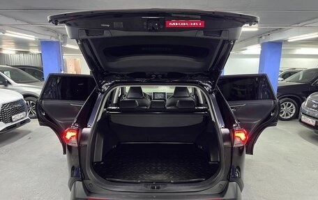 Toyota RAV4, 2019 год, 3 550 000 рублей, 24 фотография