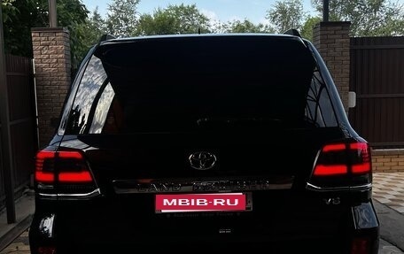 Toyota Land Cruiser 200, 2015 год, 5 500 000 рублей, 9 фотография