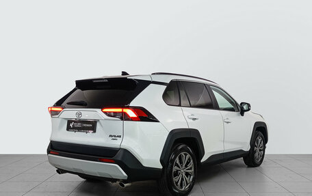 Toyota RAV4, 2024 год, 3 815 000 рублей, 4 фотография