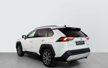Toyota RAV4, 2024 год, 3 815 000 рублей, 6 фотография