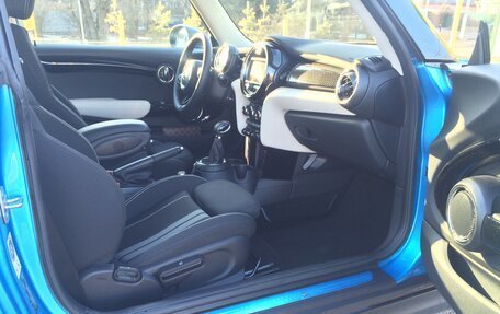 MINI Hatch, 2015 год, 1 325 000 рублей, 9 фотография