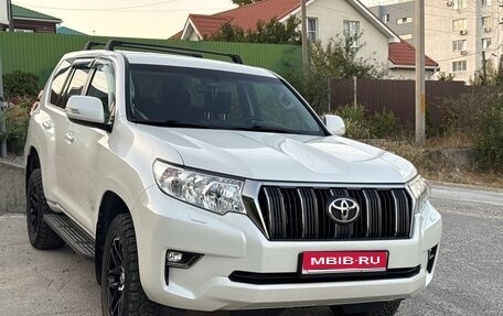 Toyota Land Cruiser Prado 150 рестайлинг 2, 2018 год, 4 200 000 рублей, 1 фотография