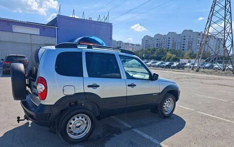 Chevrolet Niva I рестайлинг, 2018 год, 665 000 рублей, 4 фотография