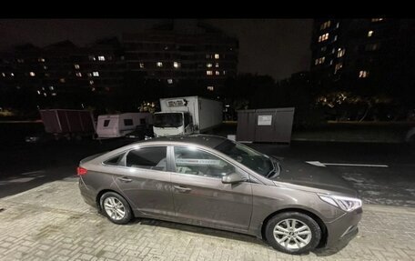 Hyundai Sonata VII, 2016 год, 1 000 000 рублей, 6 фотография