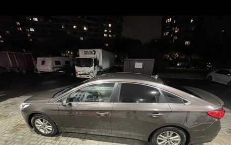 Hyundai Sonata VII, 2016 год, 1 000 000 рублей, 4 фотография