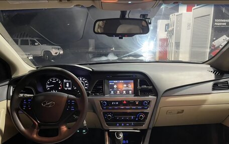 Hyundai Sonata VII, 2016 год, 1 000 000 рублей, 9 фотография