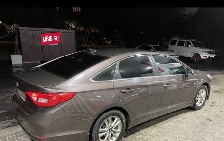 Hyundai Sonata VII, 2016 год, 1 000 000 рублей, 5 фотография