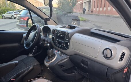 Peugeot Partner II рестайлинг 2, 2011 год, 650 000 рублей, 5 фотография