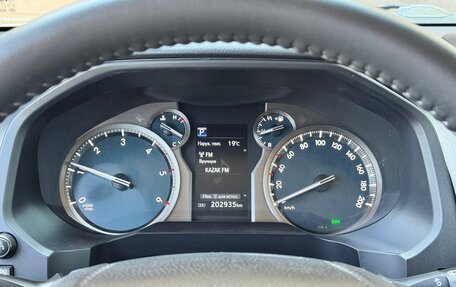 Toyota Land Cruiser Prado 150 рестайлинг 2, 2020 год, 4 600 000 рублей, 3 фотография
