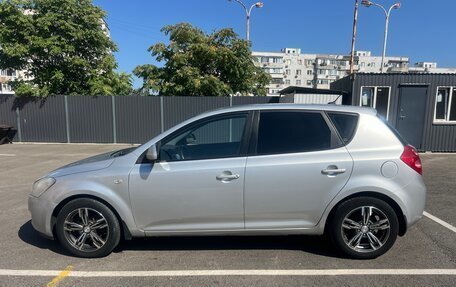 KIA cee'd I рестайлинг, 2008 год, 597 000 рублей, 13 фотография