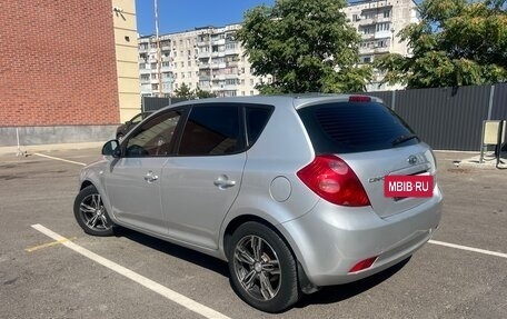 KIA cee'd I рестайлинг, 2008 год, 597 000 рублей, 10 фотография