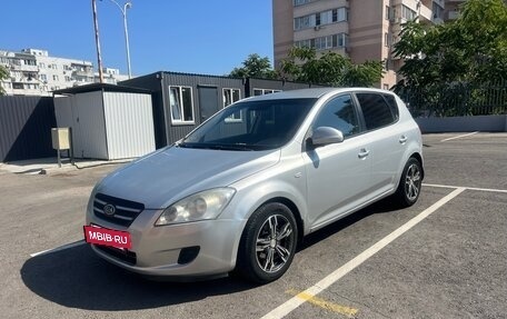 KIA cee'd I рестайлинг, 2008 год, 597 000 рублей, 12 фотография