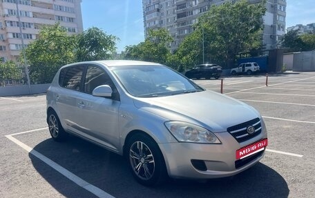 KIA cee'd I рестайлинг, 2008 год, 597 000 рублей, 18 фотография