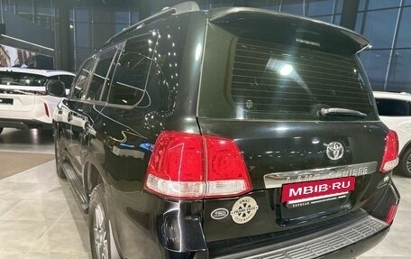 Toyota Land Cruiser 200, 2008 год, 2 615 000 рублей, 6 фотография