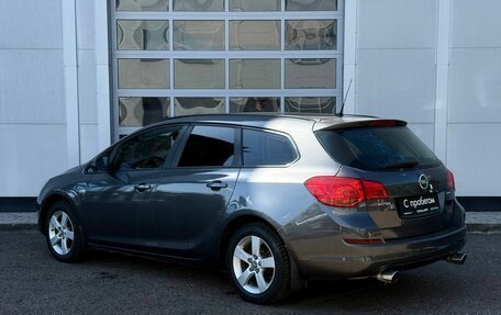 Opel Astra J, 2012 год, 600 000 рублей, 3 фотография