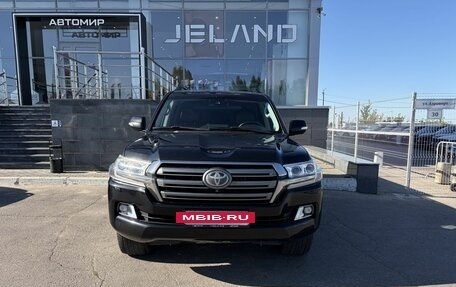 Toyota Land Cruiser 200, 2016 год, 4 380 000 рублей, 2 фотография