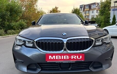 BMW 3 серия, 2020 год, 3 650 000 рублей, 8 фотография