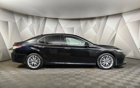 Toyota Camry, 2019 год, 2 359 000 рублей, 6 фотография