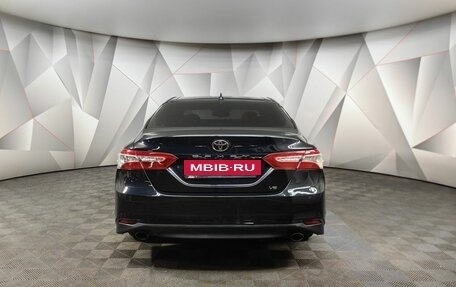 Toyota Camry, 2019 год, 2 359 000 рублей, 8 фотография