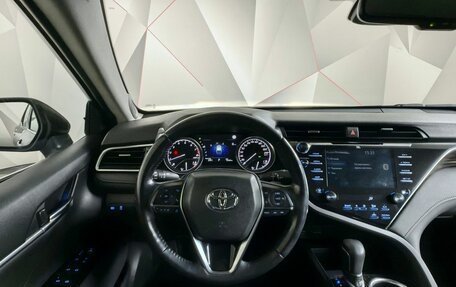 Toyota Camry, 2019 год, 2 359 000 рублей, 20 фотография