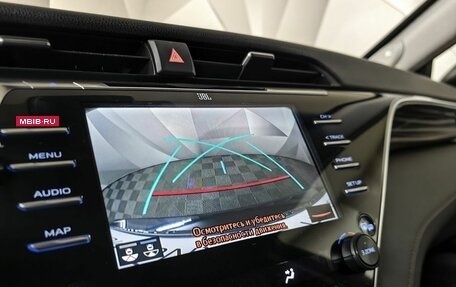 Toyota Camry, 2019 год, 2 359 000 рублей, 21 фотография