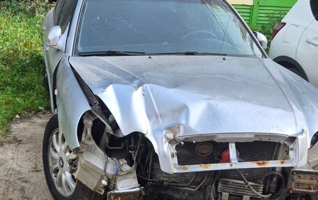 Hyundai Sonata IV рестайлинг, 2005 год, 125 000 рублей, 3 фотография