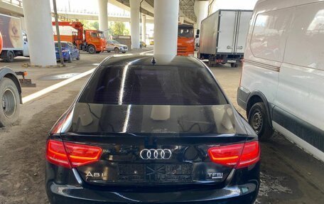 Audi A8, 2011 год, 875 000 рублей, 5 фотография